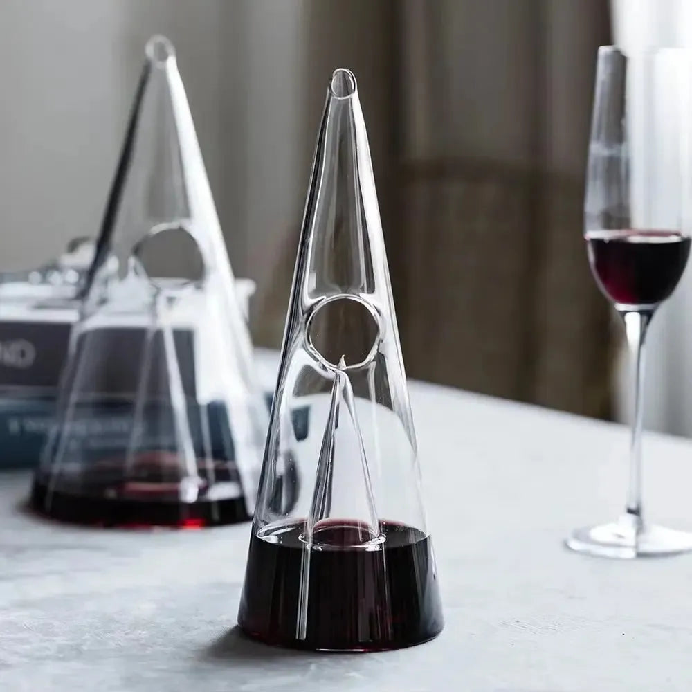 Decante de Vinho Pirâmide - Loc Stop