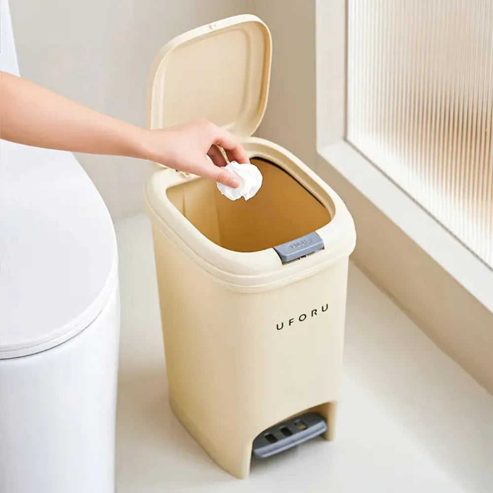 Lixeira_Luxuosa_para_Cozinha_e_Banheiro_-_Loc_Stop8